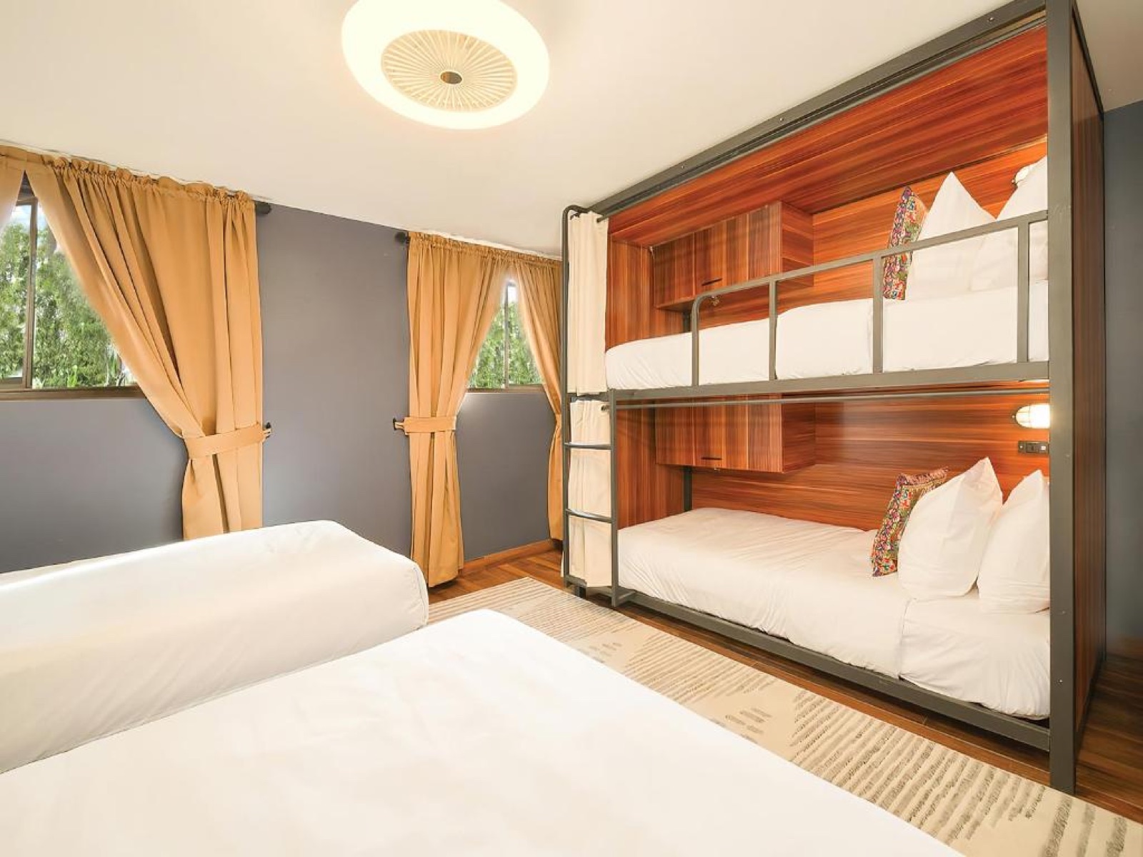 Shared dorm room at ONDA Boquete for budget-flexible group rooming